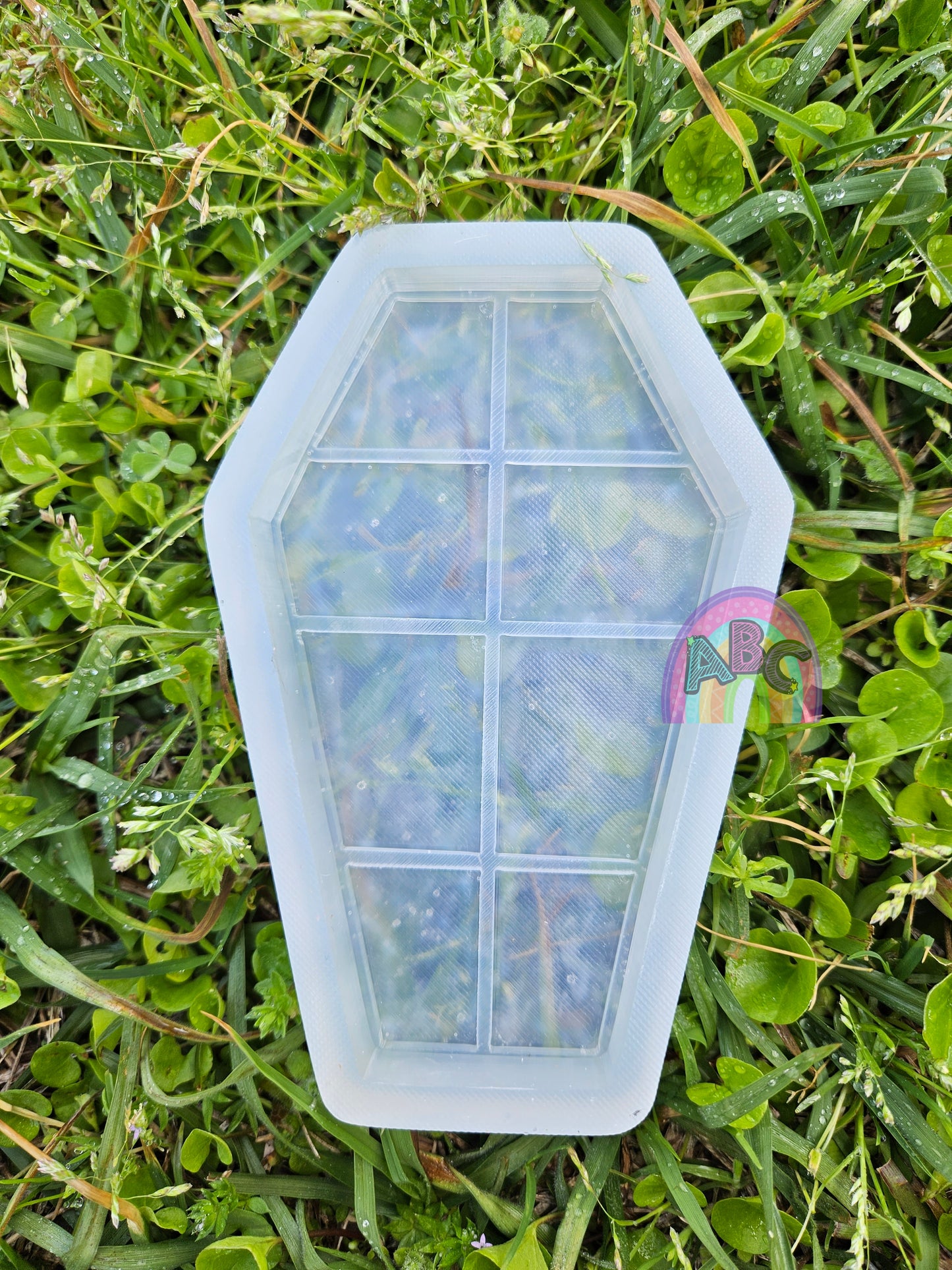 Coffin snap bar mold