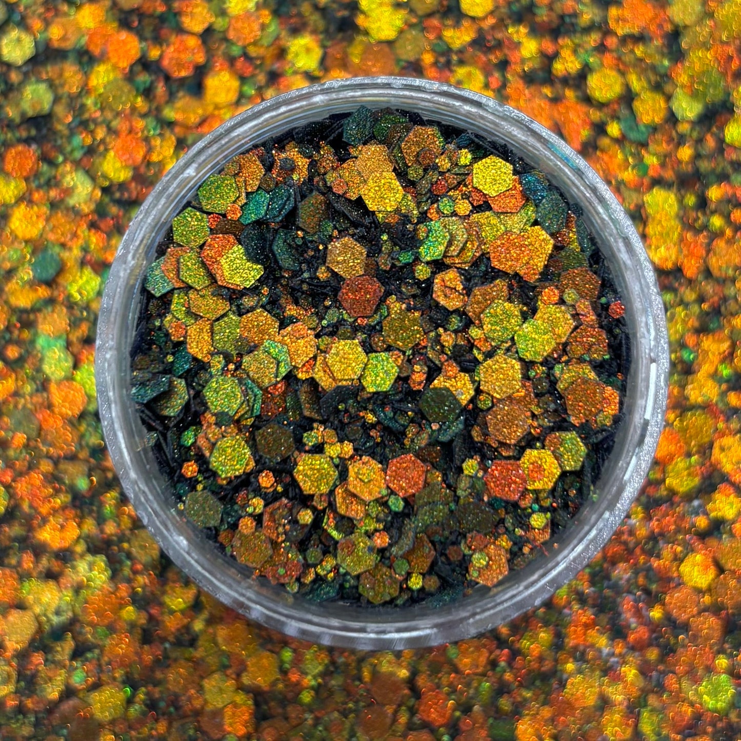 LAVEAU  -Chunky Textured Color Shift Mix