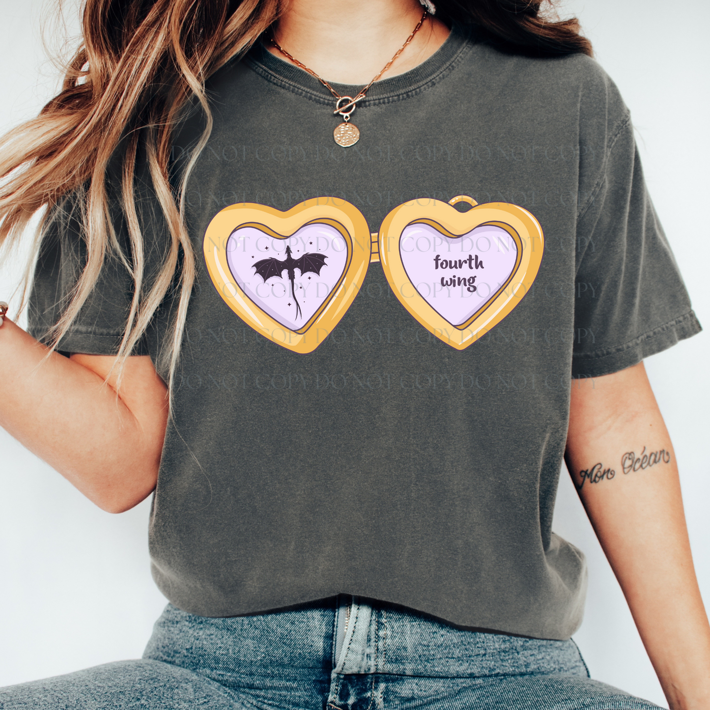 LOCKET TEE